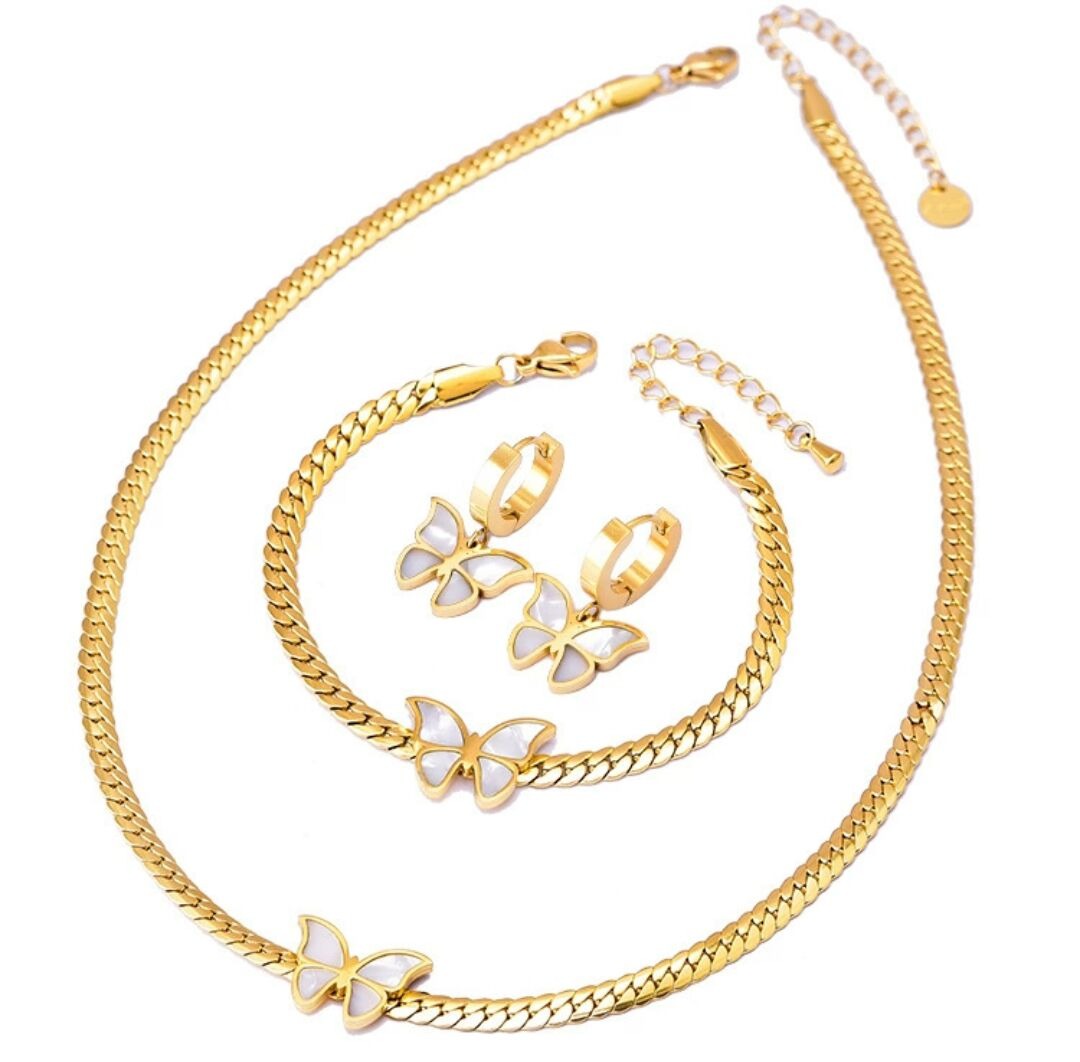 Blade Chain Waterproof and Sweat Resistant Female Bracelet Short Earrings Gold Set Necklace Shell butterfly Collarbone Chain